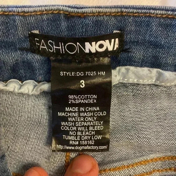 Slim fit denim jeans for young girls (9-14 years old) fashion and stylish! - Picture 11 of 12